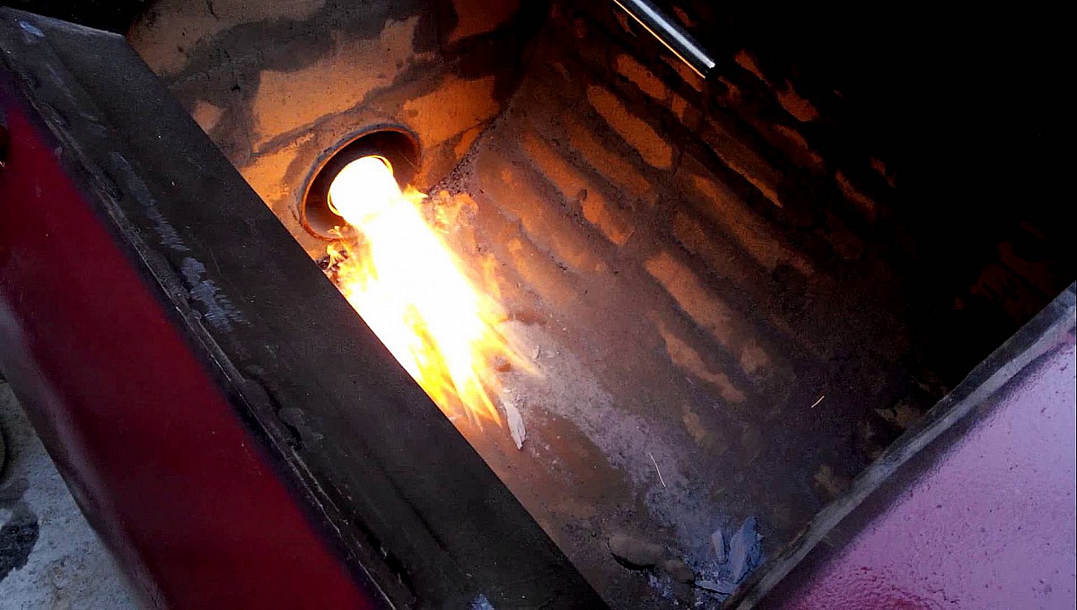 Пиролизная печь для сжигания мусора