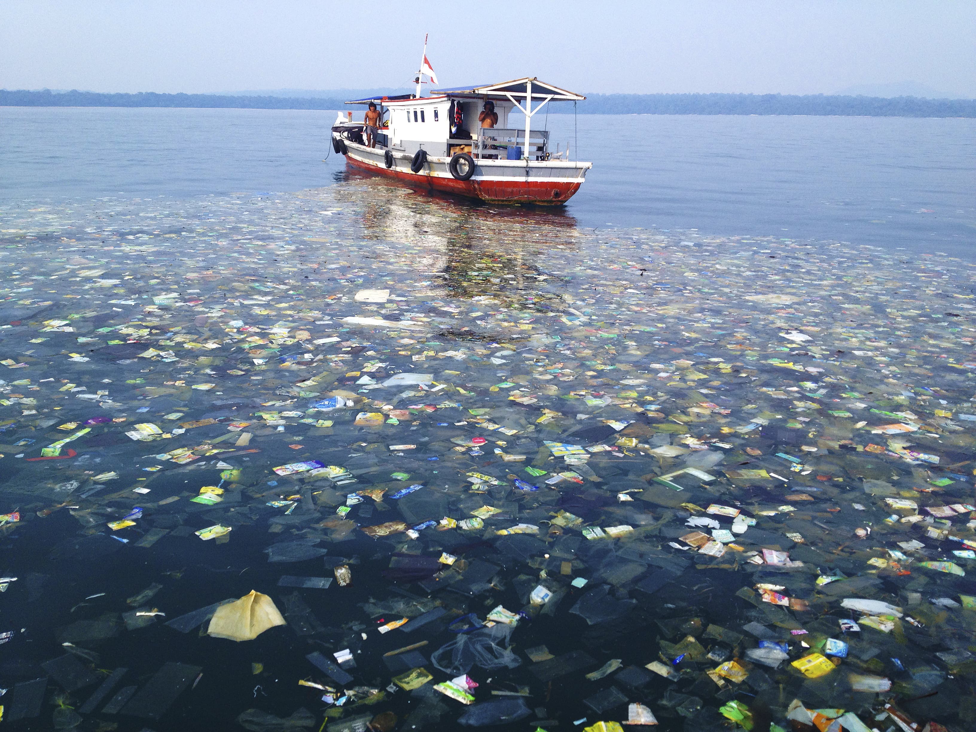 Загрязнение океана пластиком