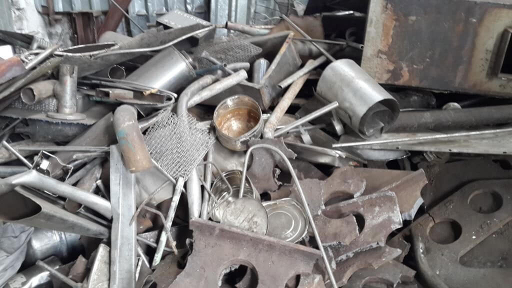 Бесплатный вывоз металлолома из квартиры и дачного участка